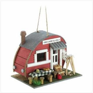 Vintage Trailer Birdhouse