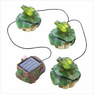 Solar Frog Trio Garden Decor